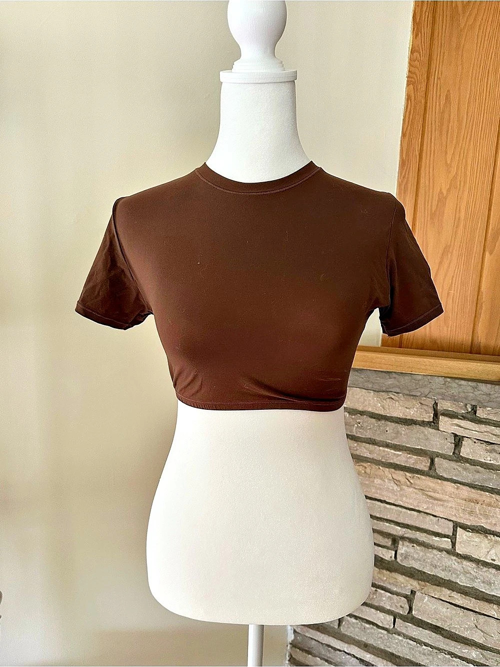 SKIMS Fits Everybody Super Cropped Tee Brown Crop Top Size Medium